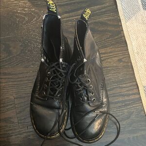 Doc Martens Dr. Martens Women’s 1460 Leather Combat Boots Size UK 4